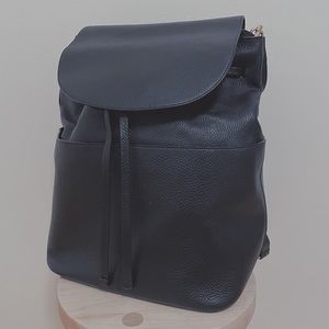 Cuyana | Black Leather Backpack (Earlier Version) | Large